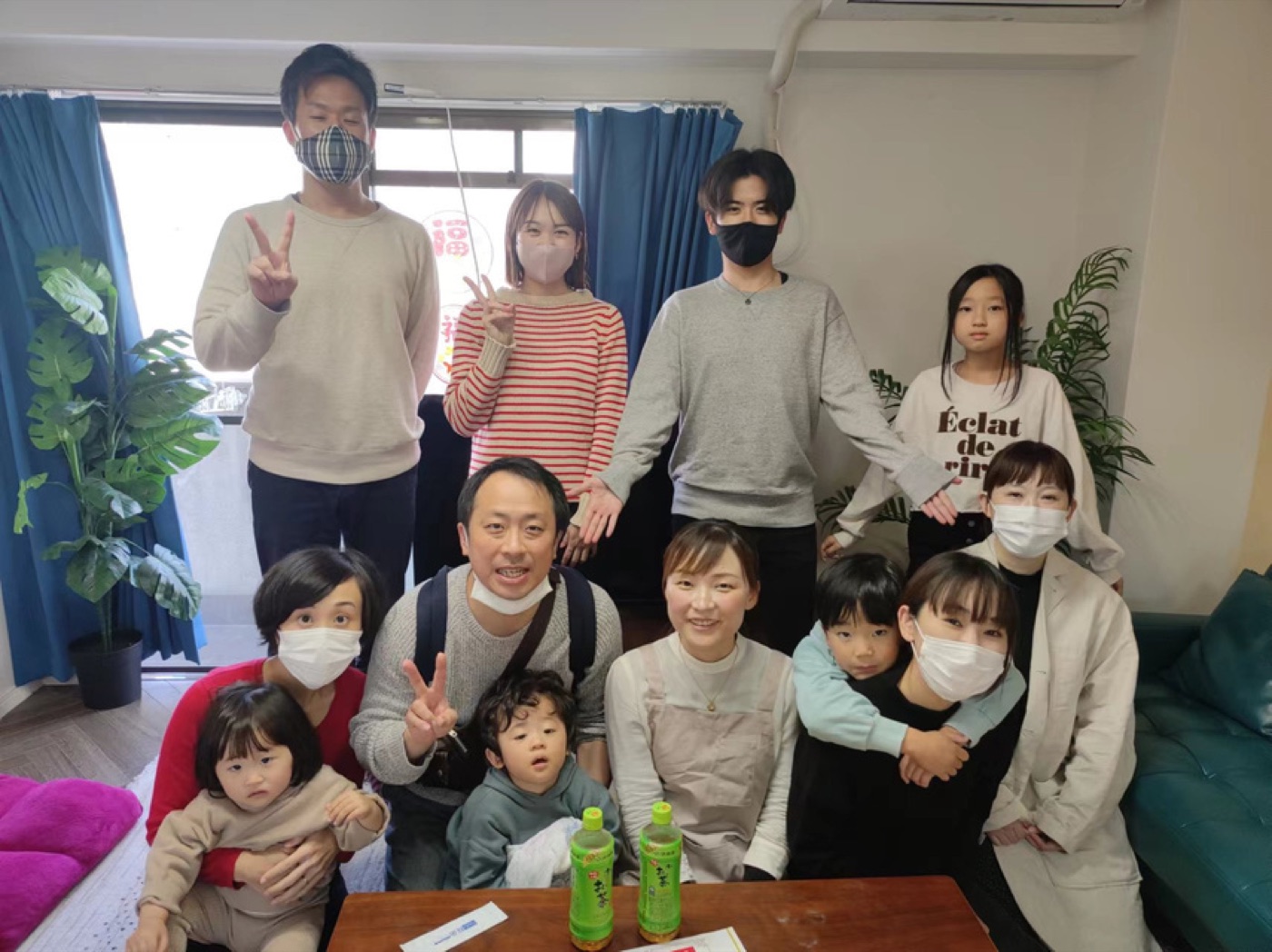 ご家族での試食会の様子